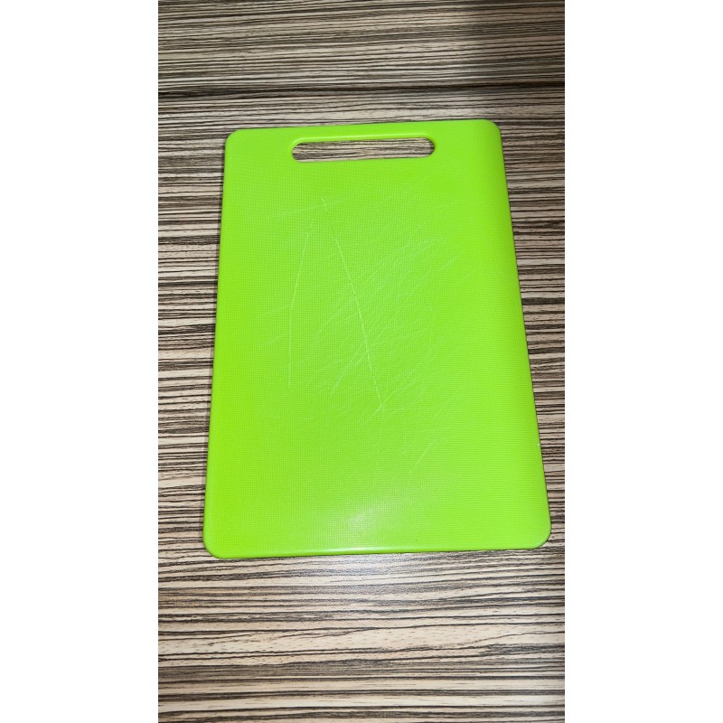 Planche en plastique verte