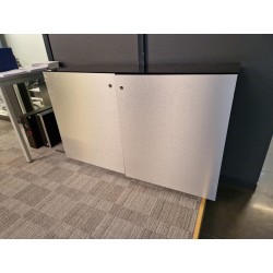 Meuble bas plateau verre...